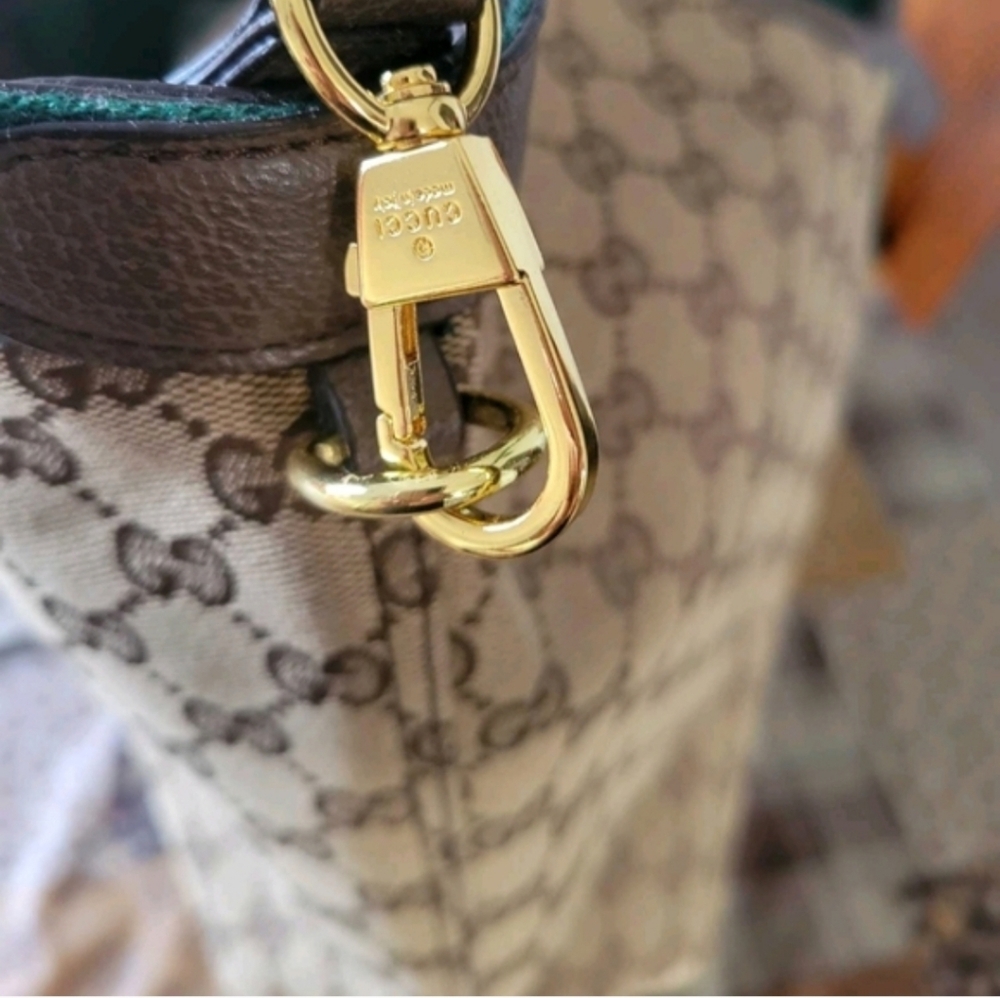 Gucci Giglio Handbag And Pouch - Picture 4 of 13